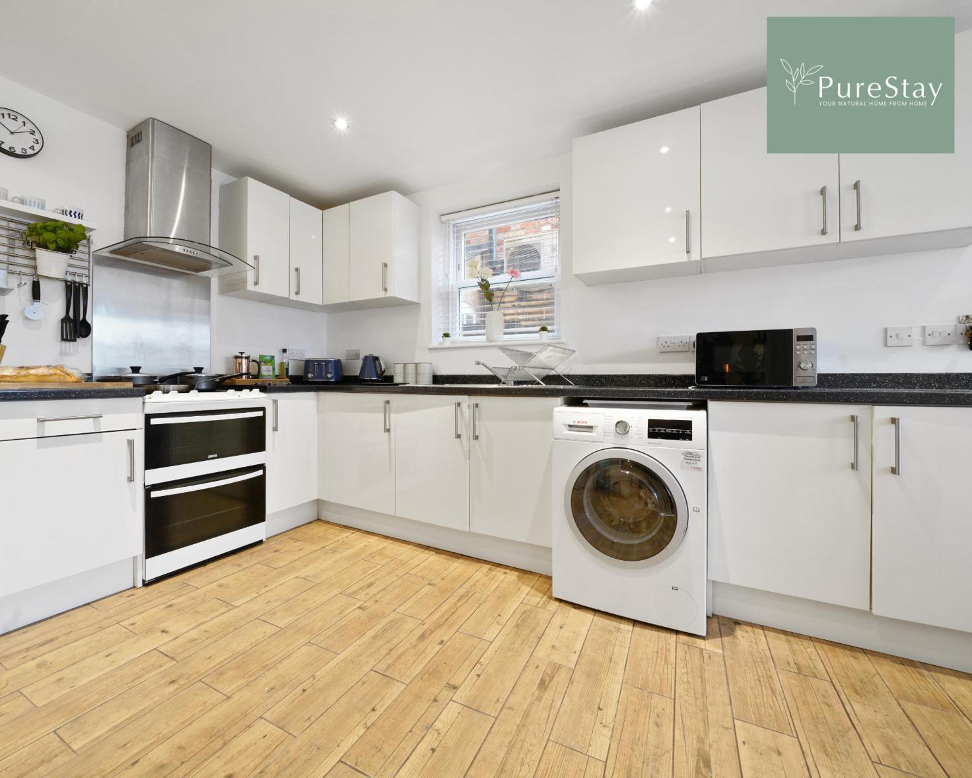 Stunning Two Bed Leamington Apartment With Free Wifi By Purestay Short Lets & Serviced Accommodation Ngoại thất bức ảnh
